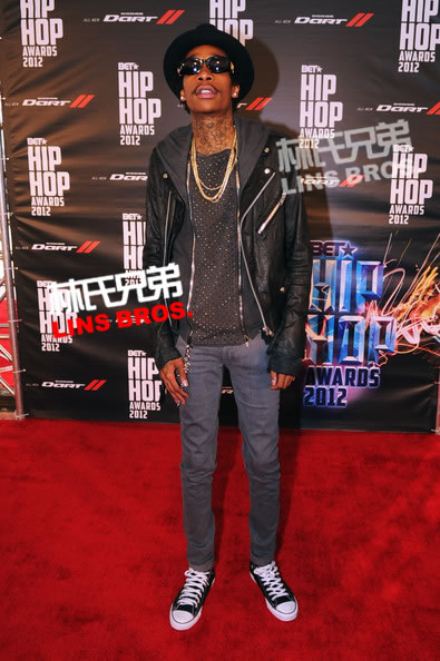 T.I., Wiz Khalifa, Rick Ross和Busta Rhymes等2012 BET Hip Hop Awards红地毯 (照片)