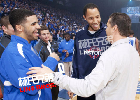 Drake准备成为美国NCAA冠军球队Kentucky大学Wildcats队官方教练