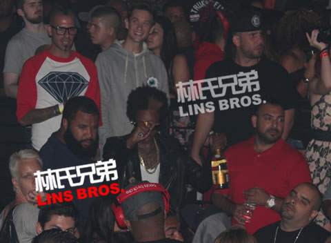 Lil Wayne, Dr.Dre, Wiz Khalifa等在VMAs典礼After Party (照片/Tunechi耳机)