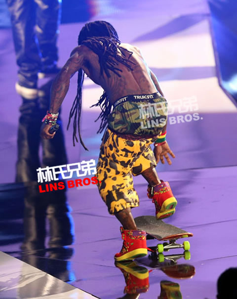 Lil Wayne在2012 MTV音乐录影带VMAs现场 (更多照片)