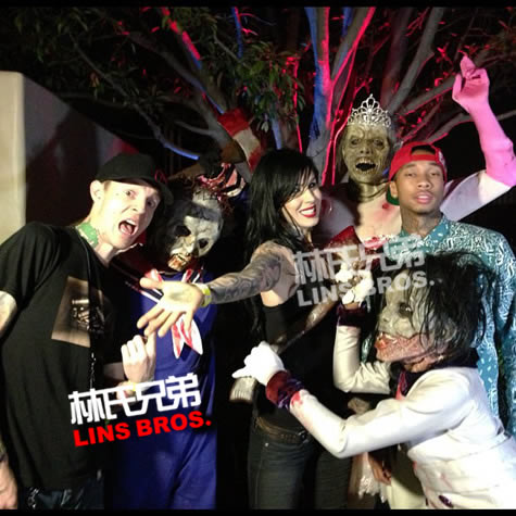 Tyga在环球影城参加万圣节恐怖之夜Halloween Horror Nights (照片)