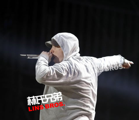Eminem在Abu Dhabi阿布扎比F1大奖赛演出 (清晰版照片)