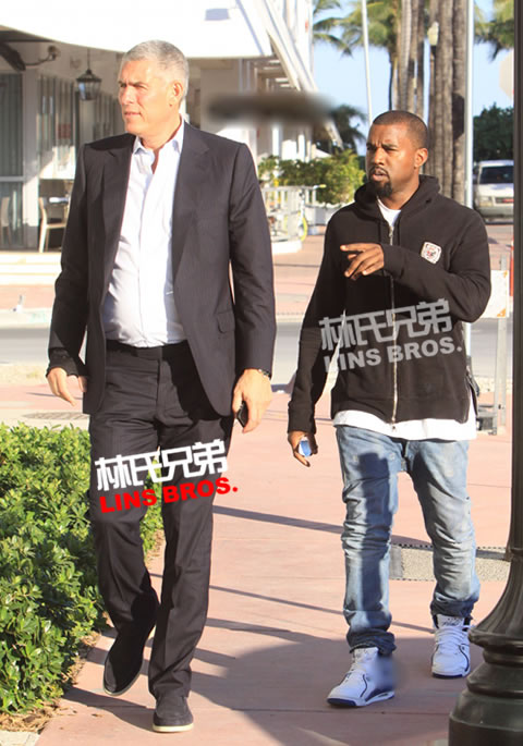 Kanye West开着女友Kim Kardashian的劳斯莱斯出现在迈阿密 (照片)
