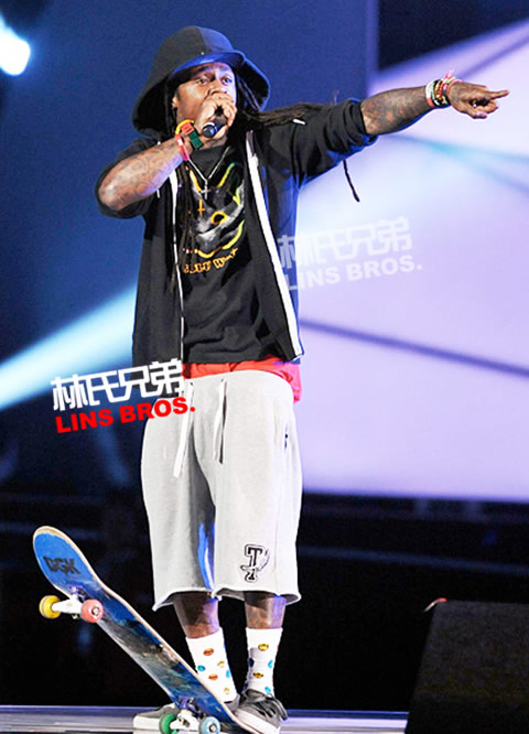 Lil Wayne推迟新专辑I Am Not A Human Being II至2013年发行