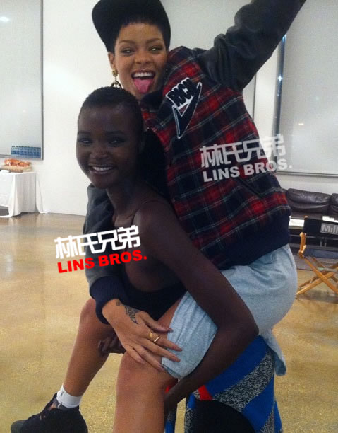 Rihanna 指导拍摄 River Island 服装商业广告 (照片)