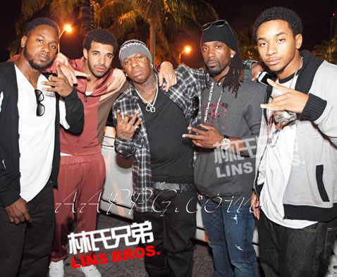 Lil Wayne与兄弟Drake, Birdman等在迈阿密LIV夜店Party (照片)
