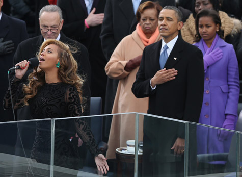 Beyoncé在2013美国总统奥巴马就职典礼演唱国歌 (视频)