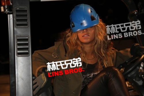 Beyonce从超级巨星变成身价最高的“建设工人” (照片)