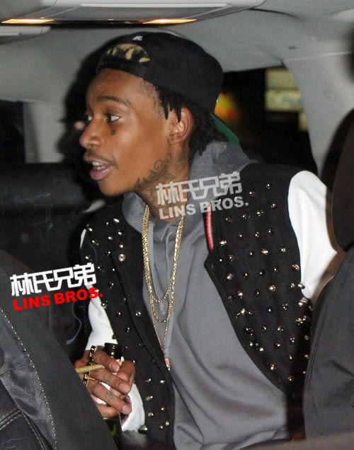 Wiz Khalifa和未婚妻Amber Rose夜店Party，从夜店里喝到外 (7张照片)