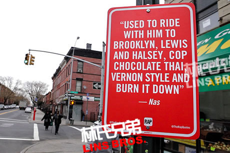 纽约街头艺术家把经典说唱歌词变为城市路标，影响民众(10张照片)