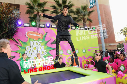 Willow & Jaden Smith, Nick Cannon出席2013 KIDS CHOICE AWARDS (8张照片)