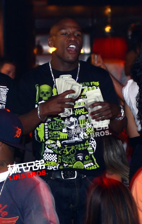 Diddy,Jay Z,Lil Wayne,50 Cent,Will Smith,Rihanna等明星在夜店里洒钱 (照片/回顾)