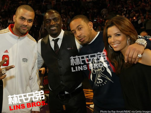 篮球明星和嘻哈明星分不开...Jay Z Lil Wayne Kanye West T.I.等与篮球明星合影 (27张照片)