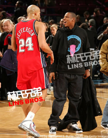 篮球明星和嘻哈明星分不开...Jay Z Lil Wayne Kanye West T.I.等与篮球明星合影 (27张照片)