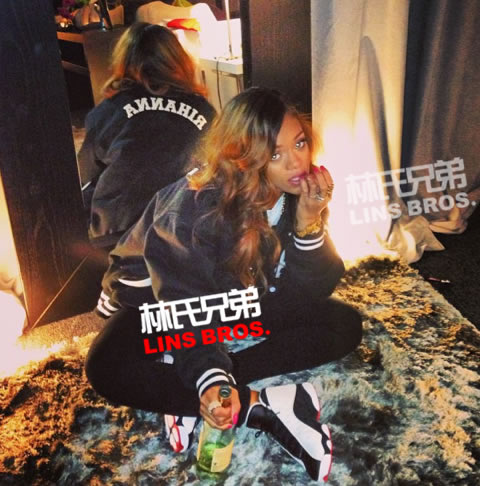 又惹争议!! Rihanna再发布几张具有争议的照片 (6张照片)