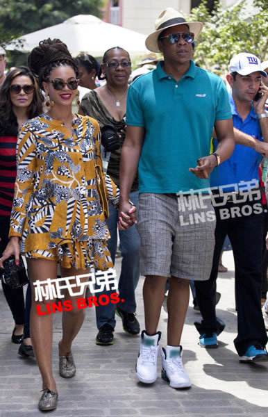 Beyoncé和老公Jay Z手拉手古巴庆祝5周年结婚纪念日 (8张照片)