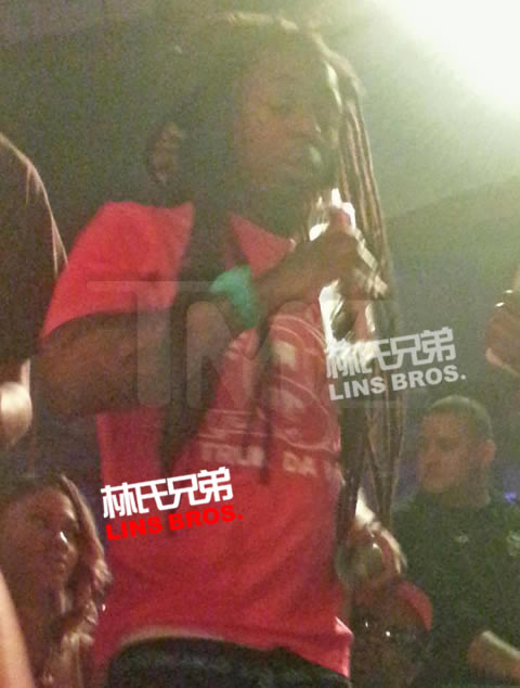 Lil Wayne和Trick Daddy夜店冲突当晚，Wayne夜店内照片 (10张照片)