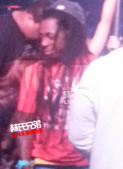 Lil Wayne和Trick Daddy夜店冲突当晚，Wayne夜店内照片 (10张照片)