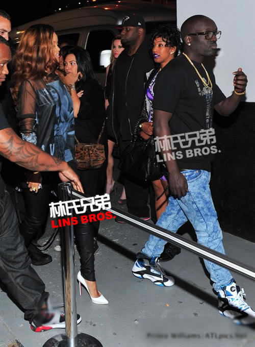 T.I.,老婆Tiny, B.o.B.加入Rihanna一起在Magic City夜店Party...又洒钱了 (15张照片)