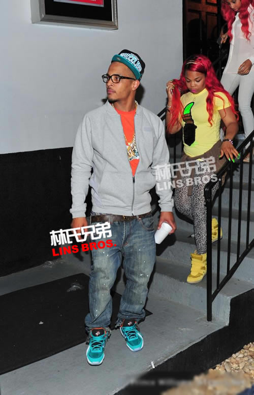 T.I.,老婆Tiny, B.o.B.加入Rihanna一起在Magic City夜店Party...又洒钱了 (15张照片)