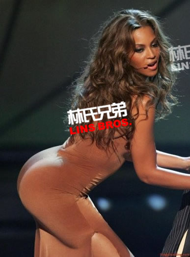 因为Beyonce臀部太完美所以导致她的屁股在舞台上被饥渴男歌迷侵犯 (27张照片/GIF证明)