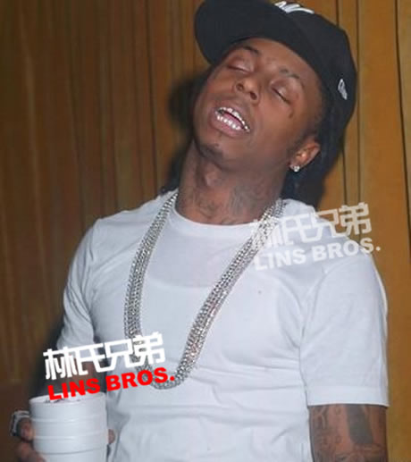 Lil Wayne在洛杉矶又癫痫发作了..被送医院..