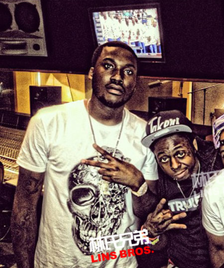 Lil Wayne在迈阿密STORY夜店Party..庆祝兄弟Meek Mill生日 (Pt.2/15张照片)