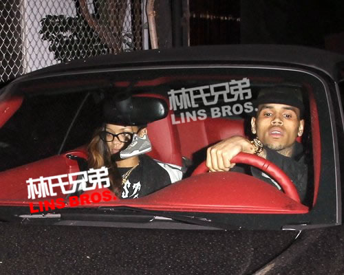 Chris Brown太幸运了! Rihanna花费100万美元购买超级跑车给他做生日礼物 (7张照片)