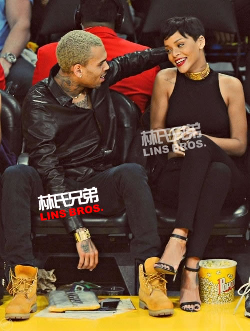 分分合合后..Chris Brown公开确认和Rihanna分手：我们各做各的.. (音频)