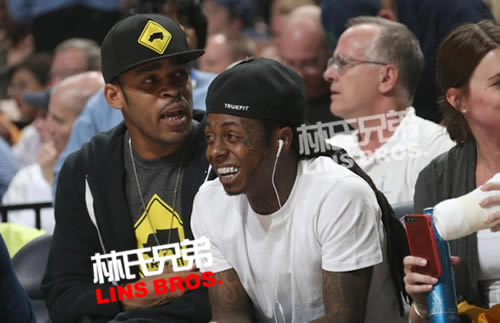 Lil Wayne 观看NBA季后赛灰熊Vs.雷霆队比赛..支持灰熊 (4张照片)