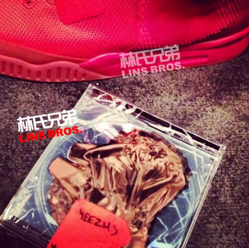 Jesus!!! Kanye West 2013年新专辑名字是Yeezus 发行时间确定