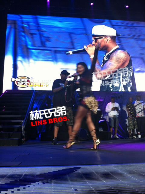 明星们在Summer Jam XX演唱会：Chris Brown, Mariah Carey等(Pt. 2/18张照片)