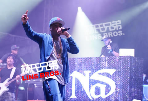 Nas, 凶猛Kendrick Lamar, 暴露Azealia Banks在Governors Ball音乐节表演现场 (9张照片)