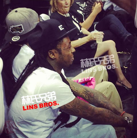 篮球是Weezy的生命..Lil Wayne观看马刺队Vs.热火队NBA总决赛第5场比赛 (11张照片)