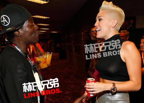 30张照片Miley Cyrus麦莉赛勒斯和说唱明星们一起：Lil Wayne, Snoop, T.I., 50 Cent, PSY