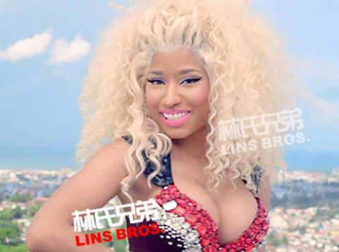 22 张照片：Nicki Minaj 演出, MV杂志拍摄, 采访不小心走光和极限性感身材 (22张照片)