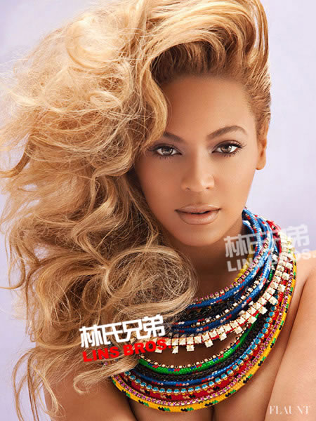 全裸出镜! Beyoncé 什么都没有穿性感出现在 Flaunt 杂志中金光闪闪 (5张照片)