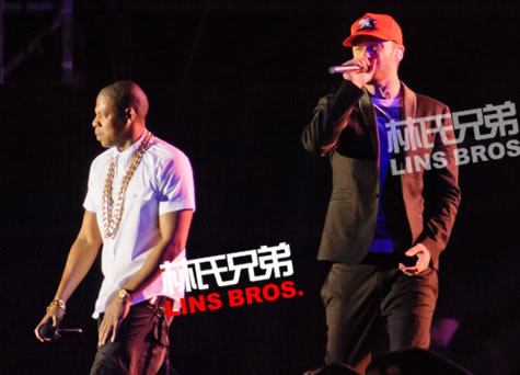 Jay Z和Justin Timberlake表演新歌Holy Grail..伦敦Wireless Festival现场 (视频)