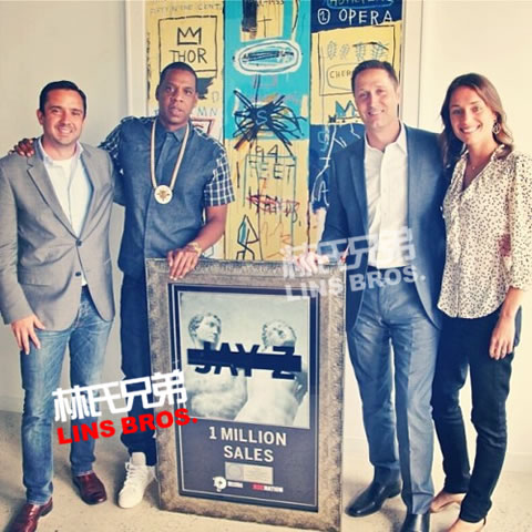 Jay Z 成为第一人!! 专辑发行第一天 专辑已正式认证为白金唱片 (照片)