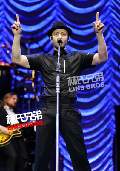 超级巨星Justin Timberlake在英国伦敦Wireless Festival演出 (5张照片)
