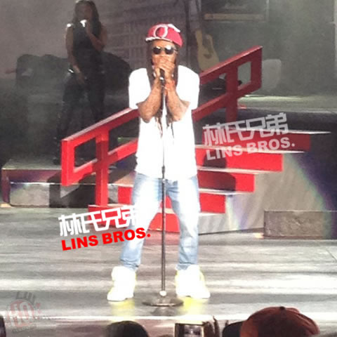 Lil Wayne与兄弟T.I.举行America’s Most Wanted巡回演唱会 (Pt.2/16张照片)