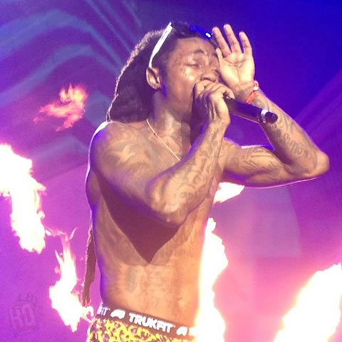 Lil Wayne & T.I.在纽约州举行America’s Most Wanted演唱会 (Pt.1/12张照片)