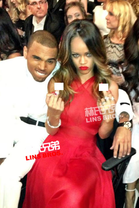有前女友Rihanna客串! Chris Brown微博公布新专辑X客串嘉宾名单 (图片)