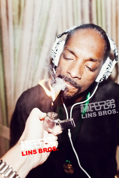 很时尚! Snoop Dogg与某著名潮流品牌合作新的服装产品线 (5张照片)