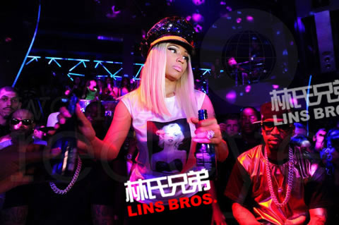 Nicki Minaj和YMCMB大老板Birdman在迈阿密盛大Party (10张照片)