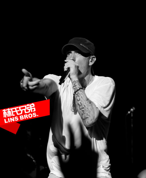 Eminem 在纽约Party上表演Lose Yourself, Stan, Lighters (视频)