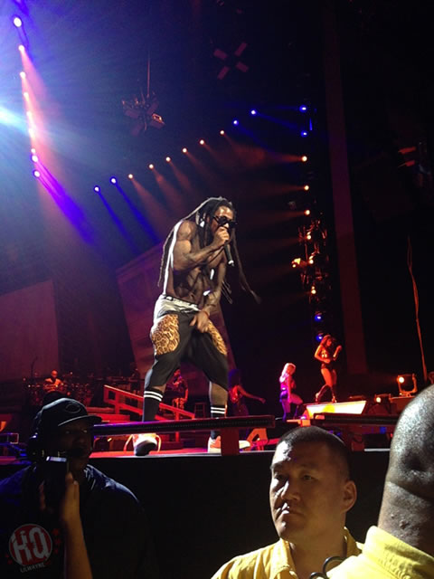 Lil Wayne在康涅狄格州举行演唱会的前排拍摄清晰照片 (6张照片)