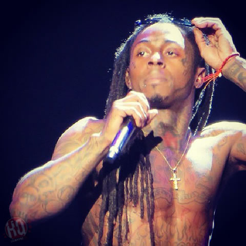 每位巨星的演唱会就像马拉松.. Lil Wayne和T.I.在波士顿举行巡回演唱会 (12张照片)