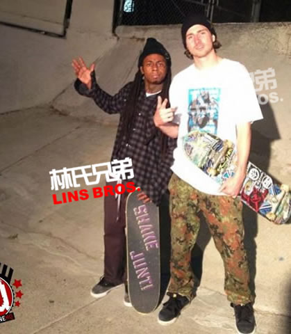 滑板最重要..Lil Wayne来到肯塔基州的Ollie滑板公园玩滑板 (照片+视频)