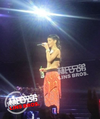 More! Rihanna在澳门香港照片..第2场澳门演唱会+香港首映Half Of Me纪录片 (照片)
